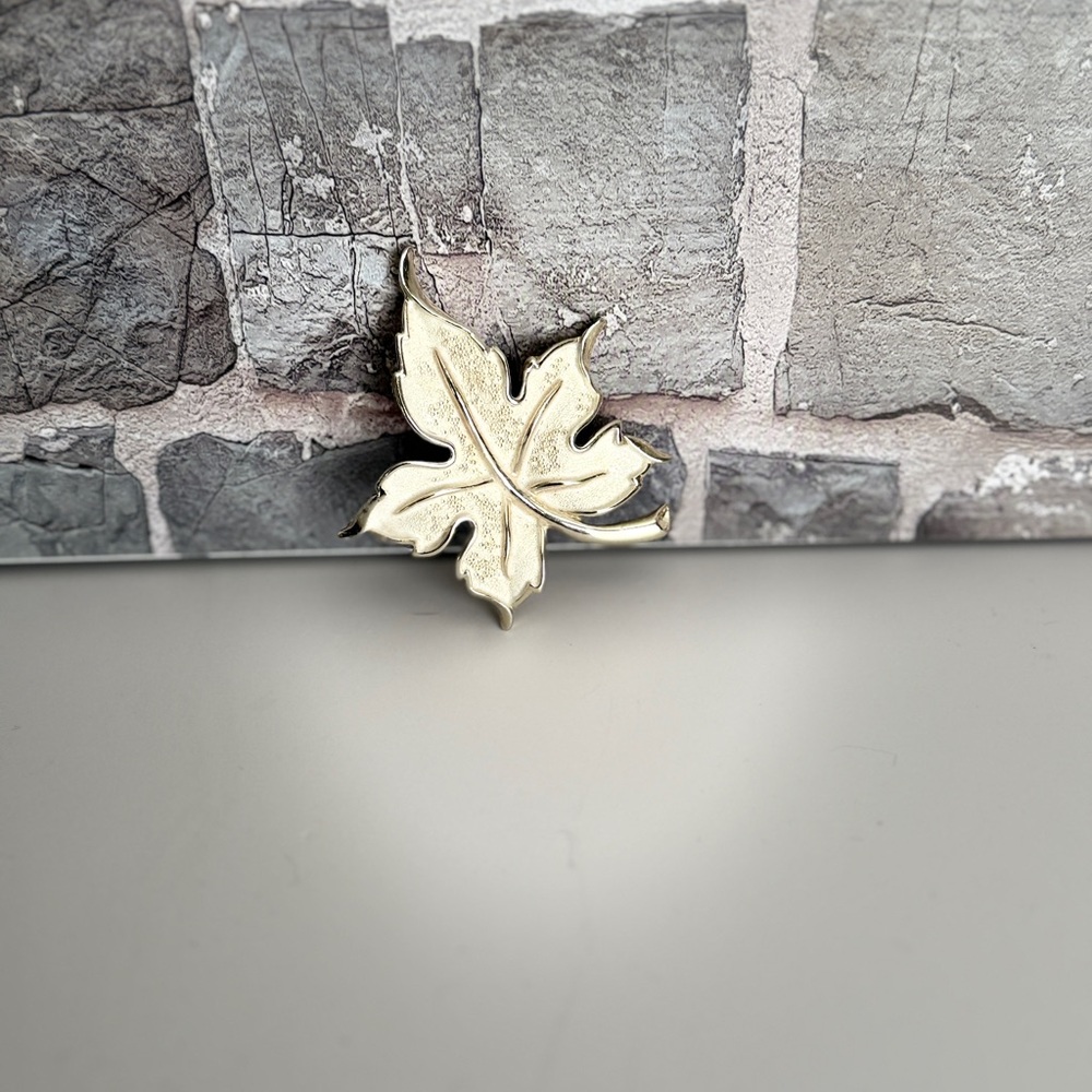 Gold Leaf Brooch